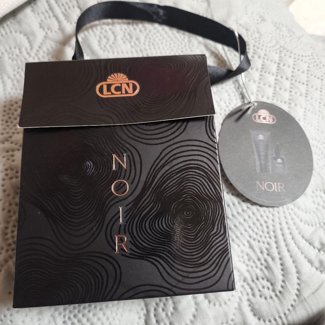 Geschenkverpackung „LCN Noir“